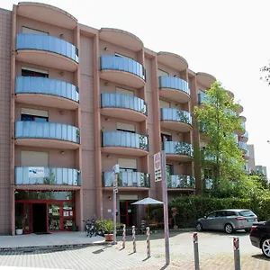 Venice 3*, Quarto dʼAltino Italia